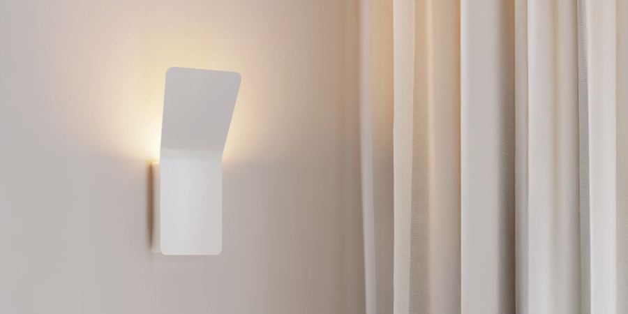 ECLIPSE 210 TALL Wall Light in use