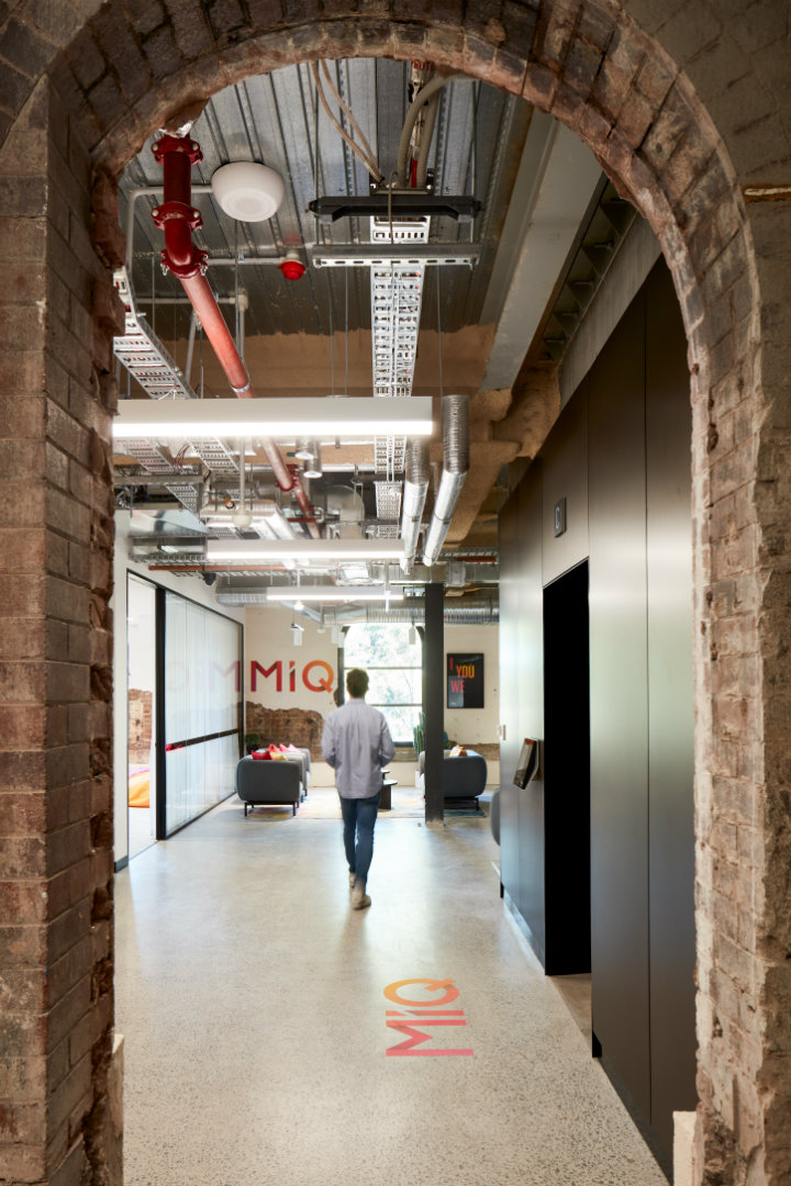 and the contemporary necessities of a flexible, dynamic open-plan environment