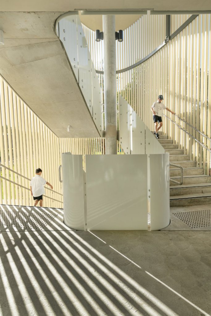 The LIGMAN TANGO 31 is used for the staircase