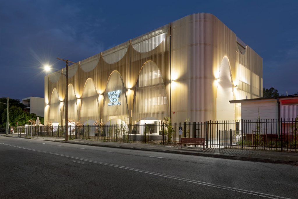 Newcastle Grammar School Primary from outside